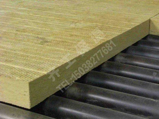 巖棉保溫板上可以直接鋪復合地板嗎